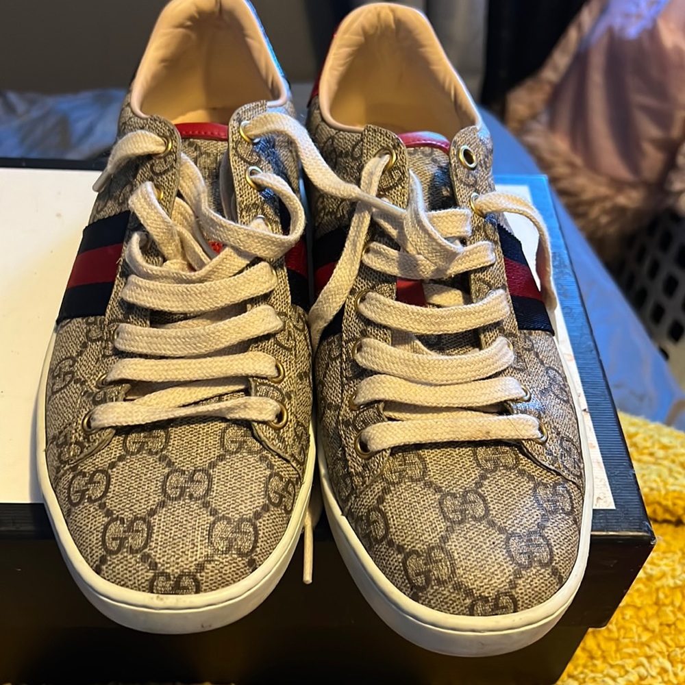 Gucci sneakers